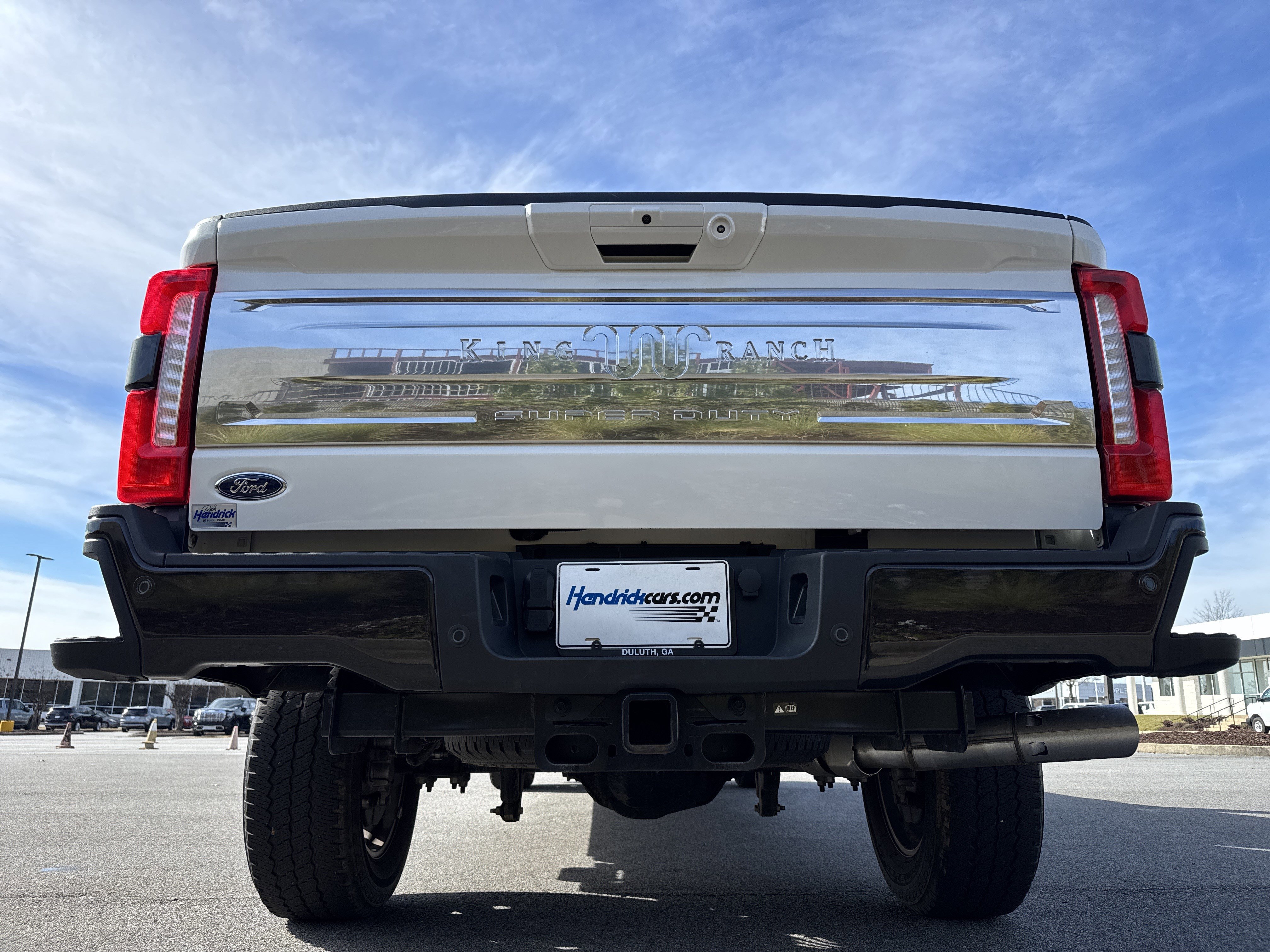 Used 2025 Ford F250 King Ranch w/ FX4 Off-Road Package image 9