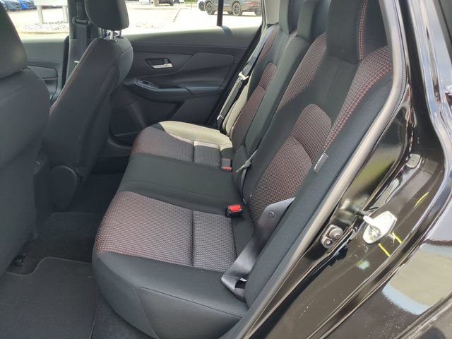New 2026 Nissan Sentra SR w/ Floor Mat Package FWD image 24