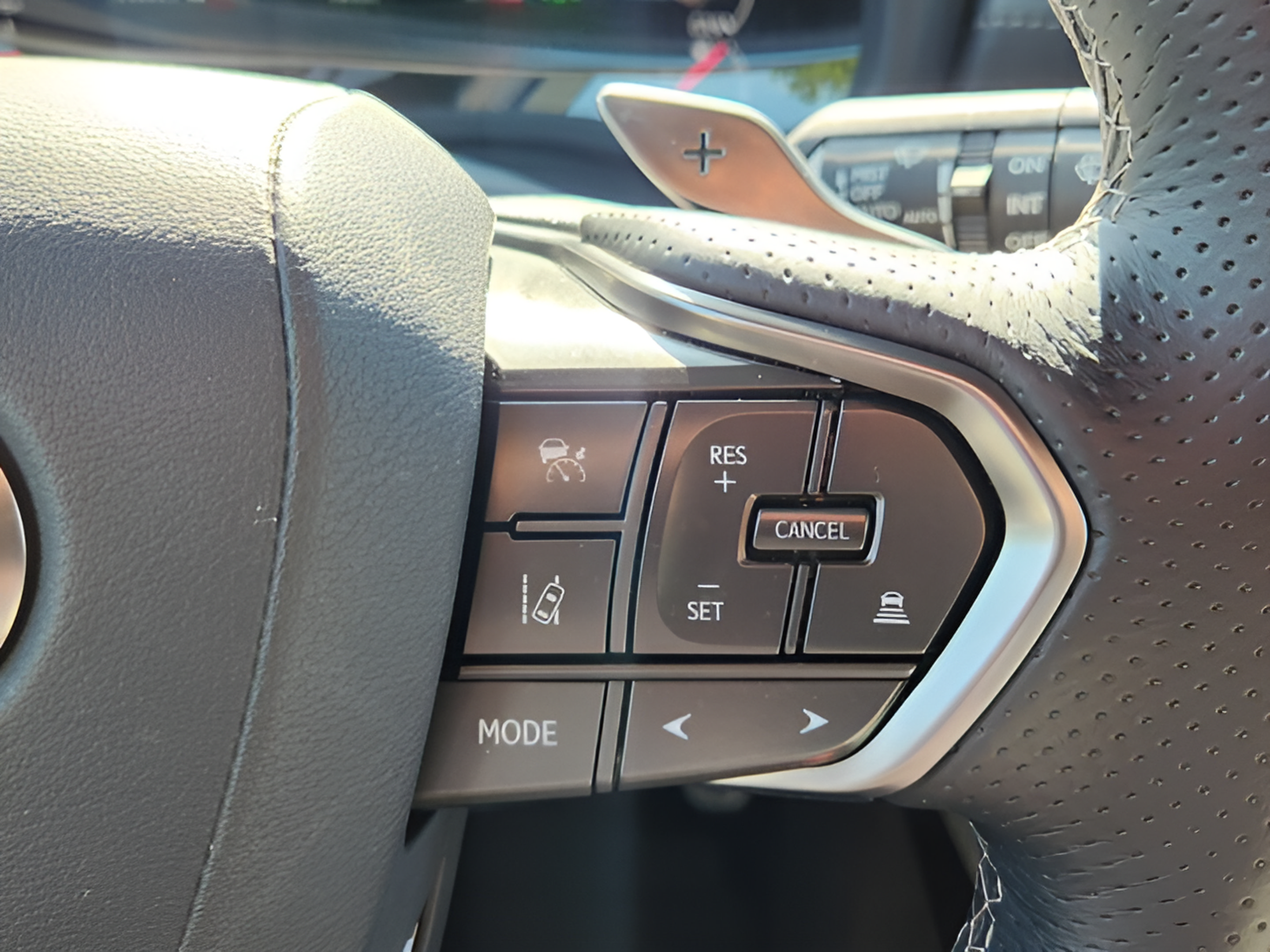 Used 2024 Lexus LX 600 F Sport AWD/4WD image 27