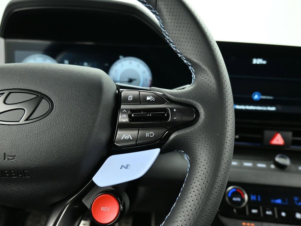 Used 2025 Hyundai Elantra N Base w/ Cargo Package image 47