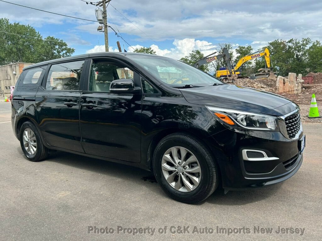 Used 2019 Kia Sedona L FWD image 7