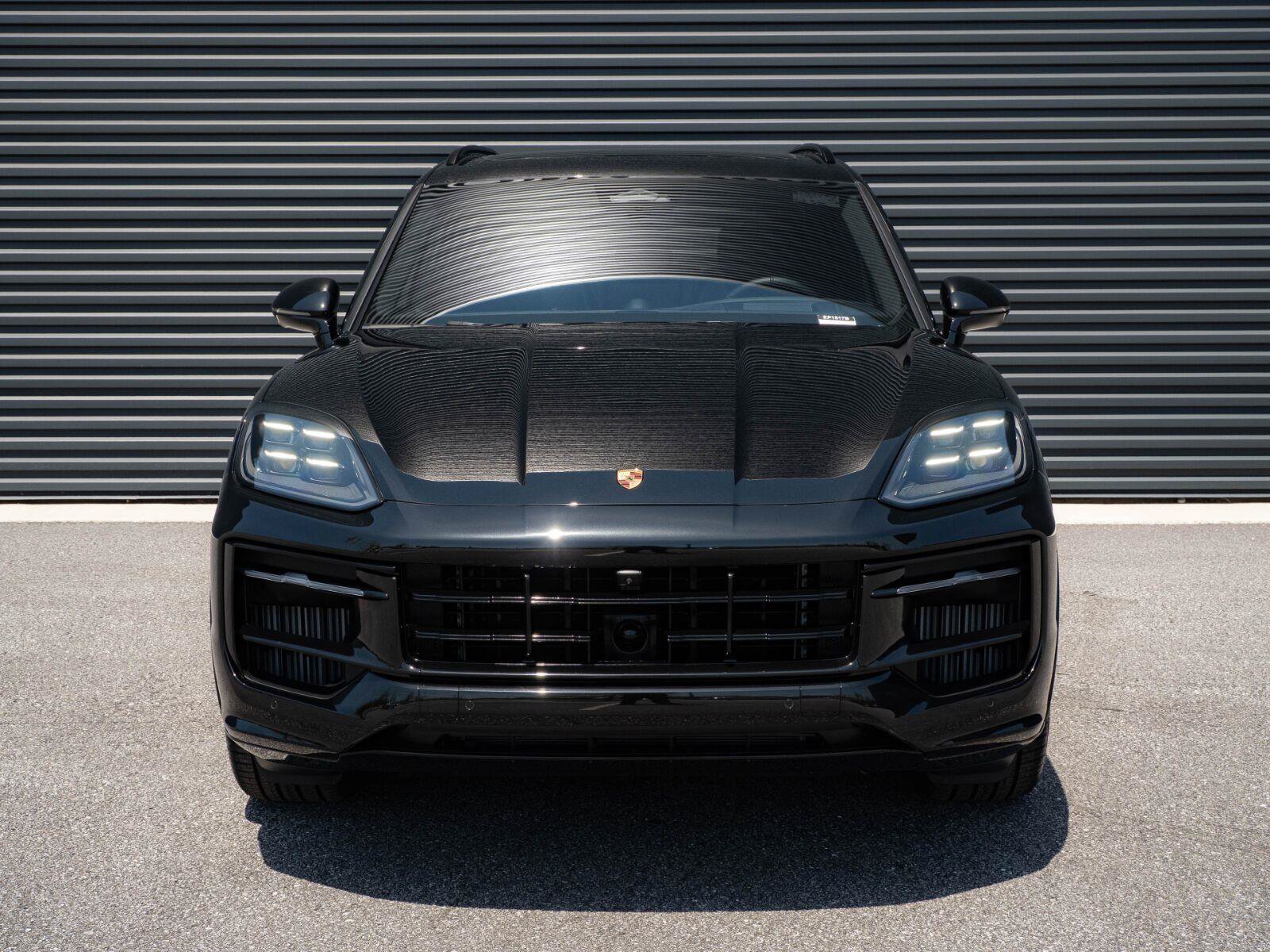 Certified 2026 Porsche Cayenne GTS AWD/4WD image 37