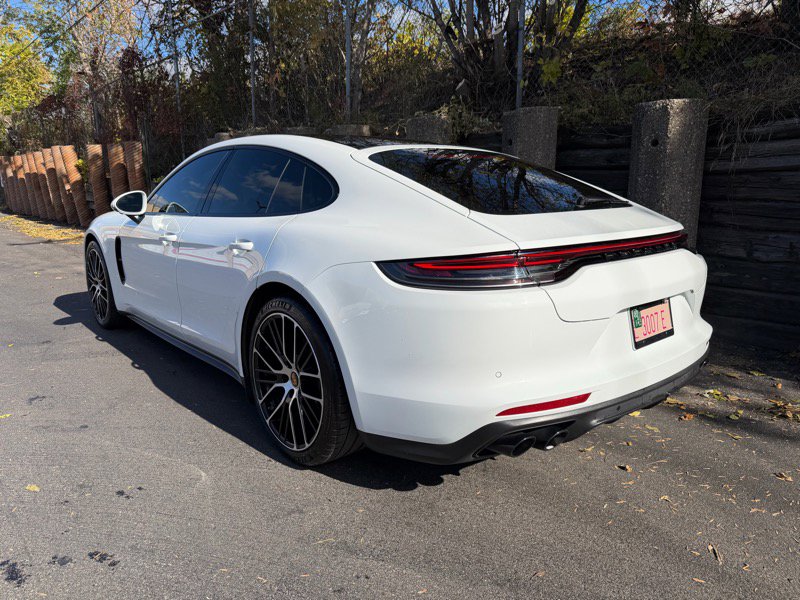 Used 2021 Porsche Panamera 4 w/ Premium Package image 7