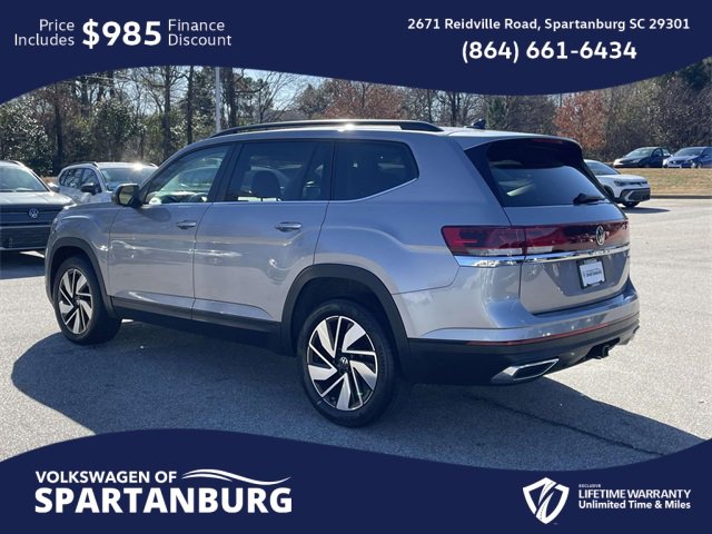 Used 2024 Volkswagen Atlas SE image 4
