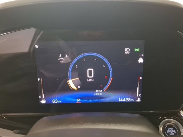 Used 2025 Chevrolet Trax RS w/ Sunroof Package FWD image 25