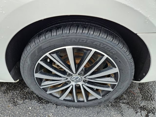 Used 2015 Volkswagen Jetta SE FWD image 14