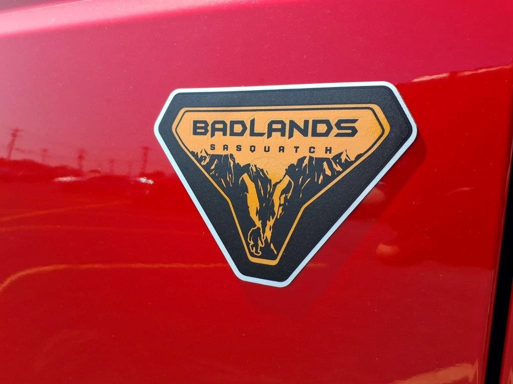 Used 2024 Ford Bronco Badlands AWD/4WD image 28