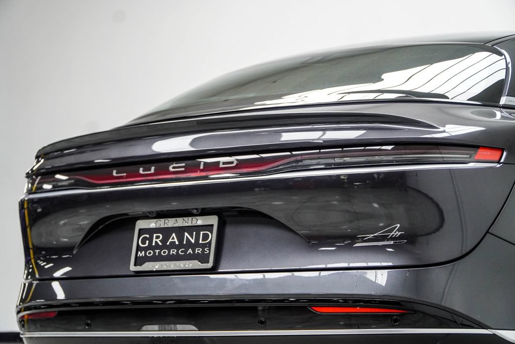 Used 2024 Lucid Air Touring AWD/4WD image 17