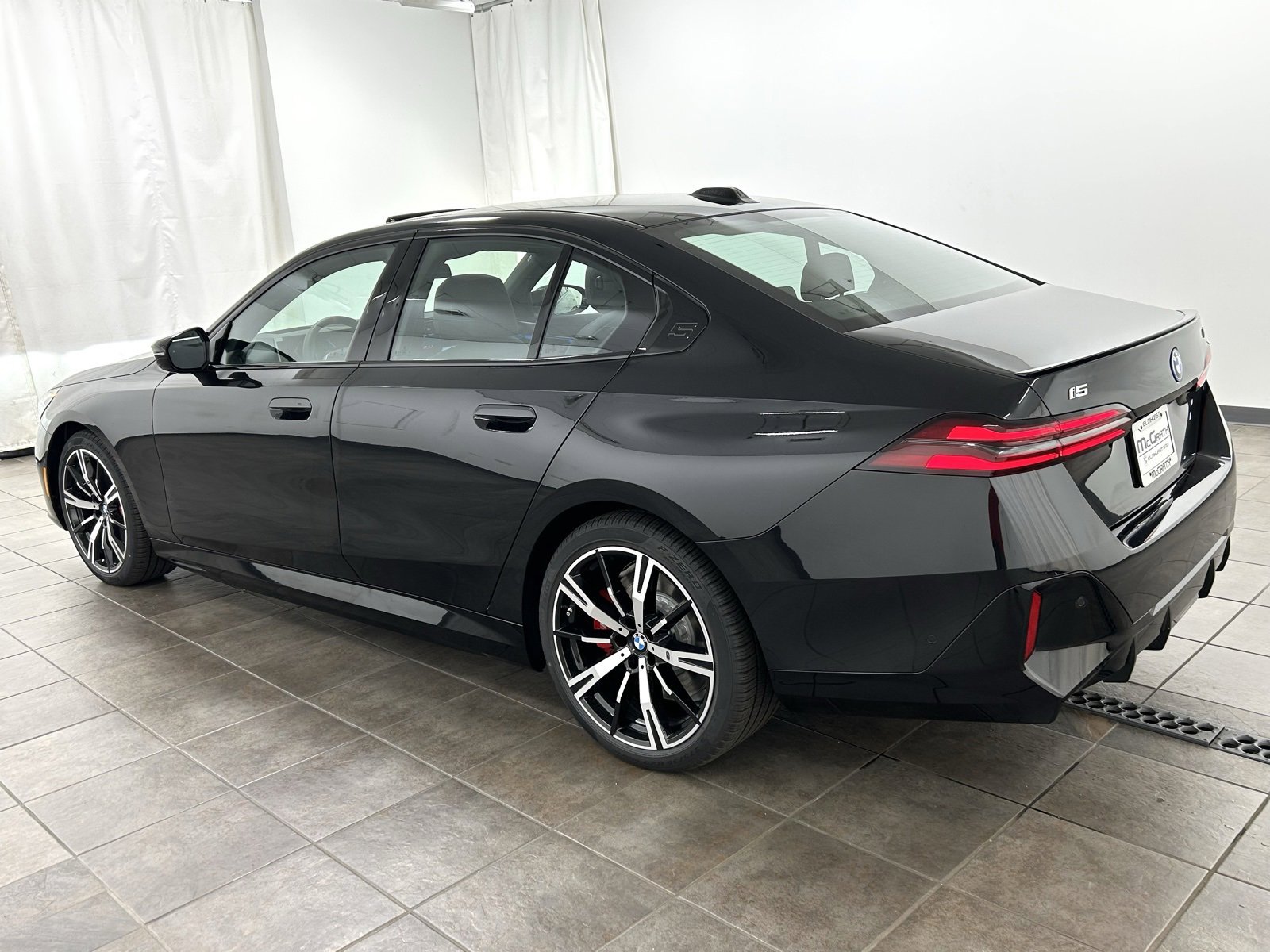 New 2025 BMW i5 M60 w/ Premium Package image 3