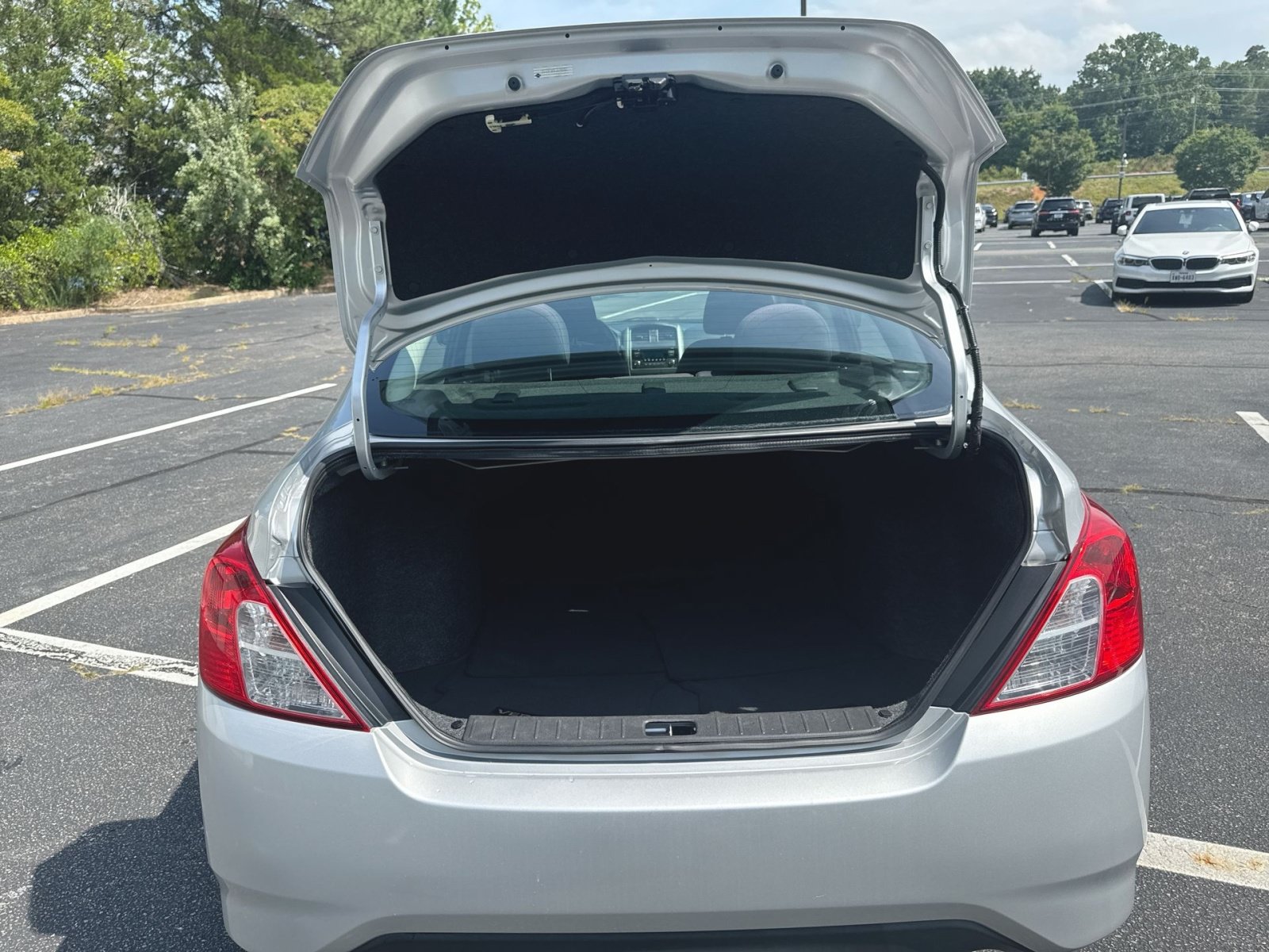Used 2018 Nissan Versa SV FWD image 25