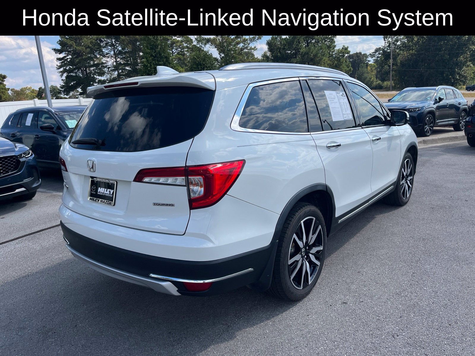 Used 2020 Honda Pilot Touring image 3