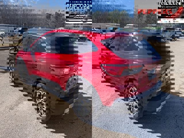 Used 2022 Ford Escape SEL w/ Technology Package image 4