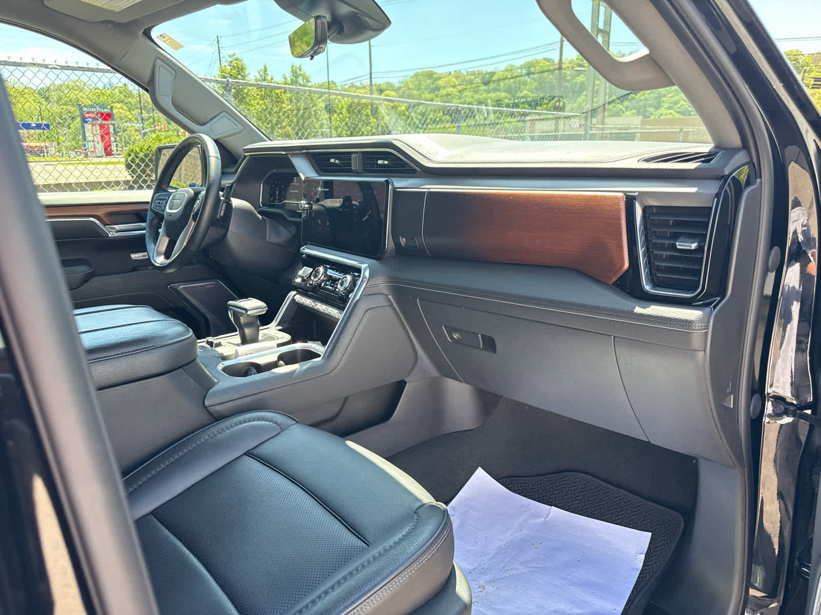 Used 2023 GMC Sierra 1500 Denali w/ Denali Reserve Package AWD/4WD image 27