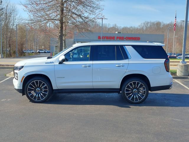 Used 2025 Chevrolet Tahoe High Country image 10