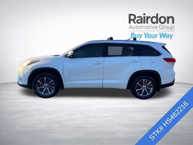 Used 2017 Toyota Highlander XLE AWD/4WD image 4