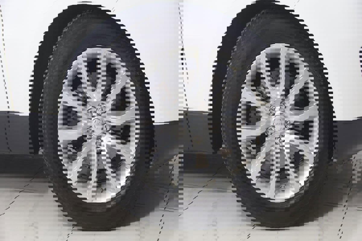 Used 2016 Land Rover Range Rover Sport SE image 16