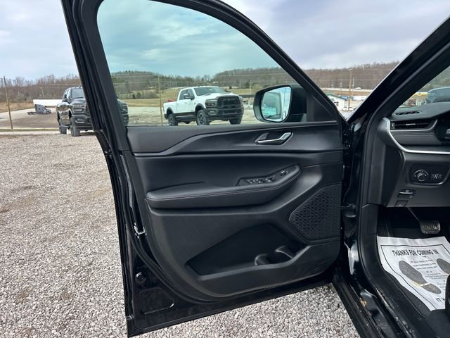 New 2026 Jeep Grand Cherokee Laredo X image 32