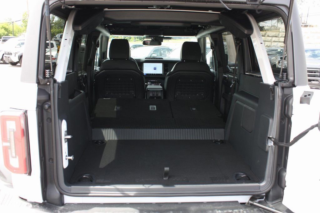 New 2025 Ford Bronco Badlands w/ Sasquatch Package image 9