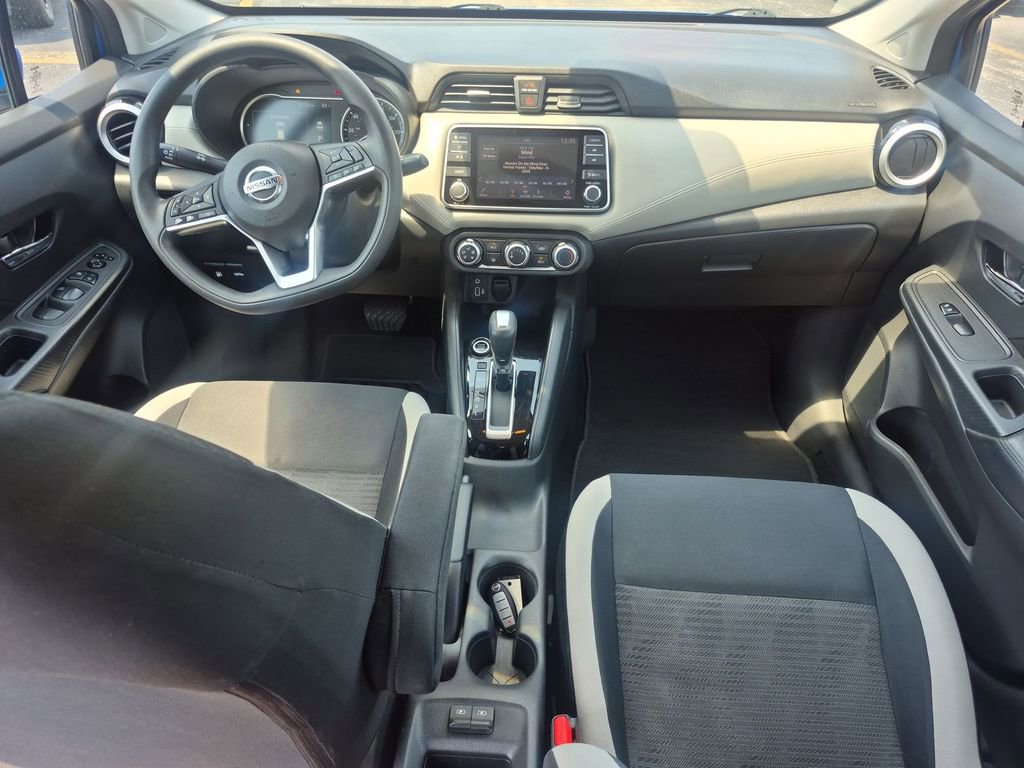 Used 2020 Nissan Versa SV FWD image 14