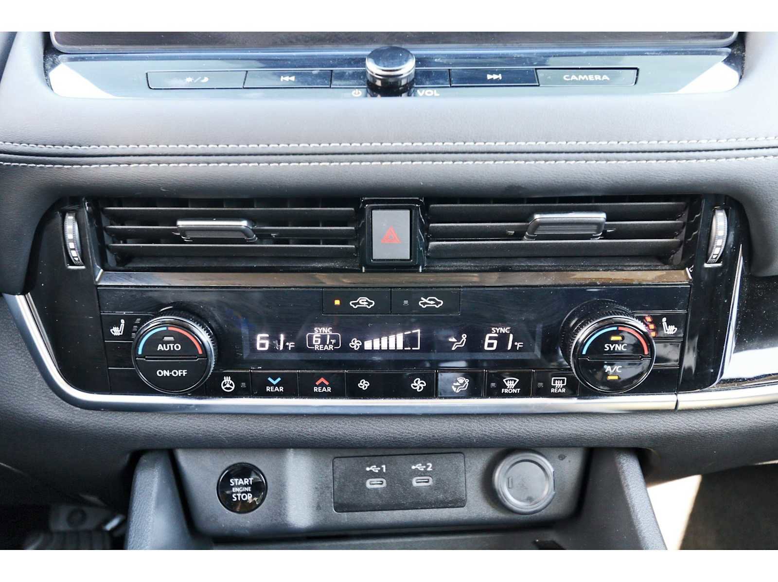 Used 2025 Nissan Rogue SL w/ Tech Package image 24