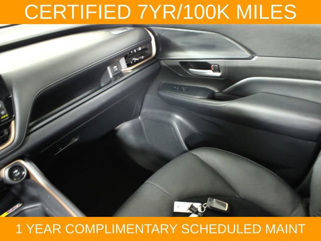 Used 2024 Toyota Grand Highlander AWD Hybrid image 14
