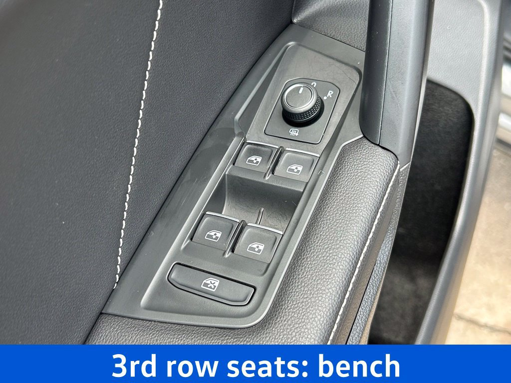 Certified 2023 Volkswagen Tiguan SE w/ Panoramic Sunroof Package FWD image 23