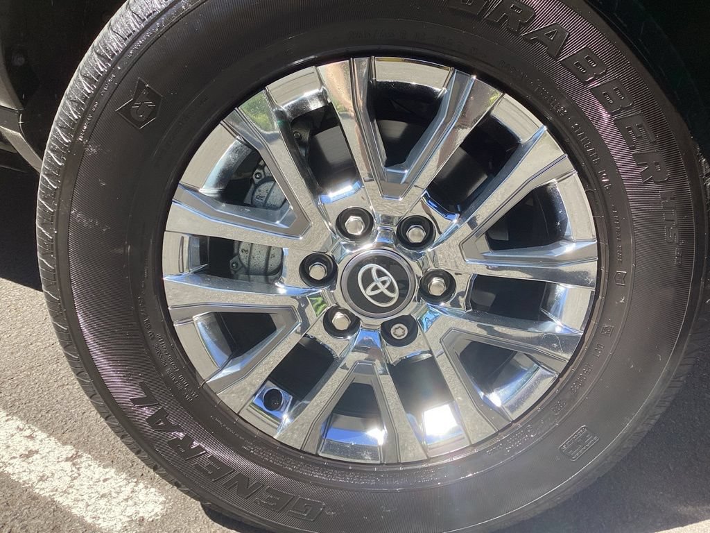 Certified 2024 Toyota Tacoma Limited w/ Limited Package (LT) AWD/4WD image 16