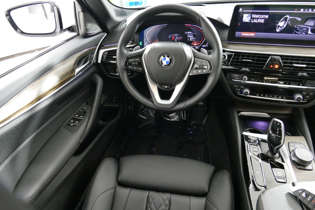 Used 2023 BMW 530i xDrive w/ Premium Package AWD/4WD image 27