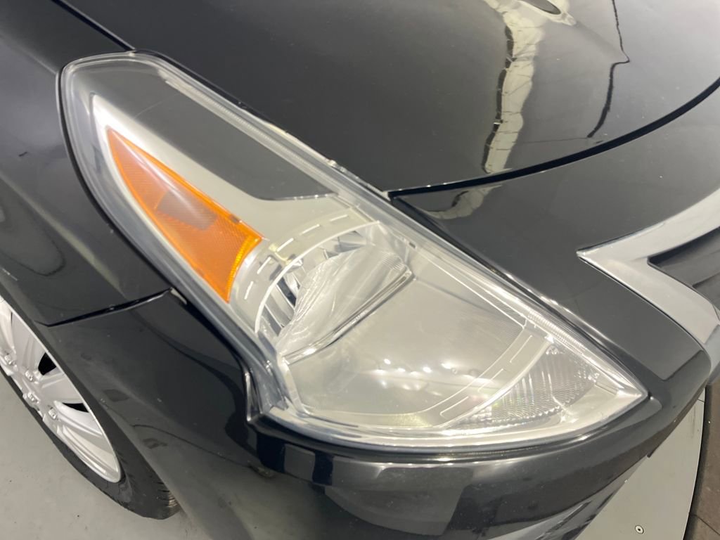 Used 2018 Nissan Versa S Plus image 33