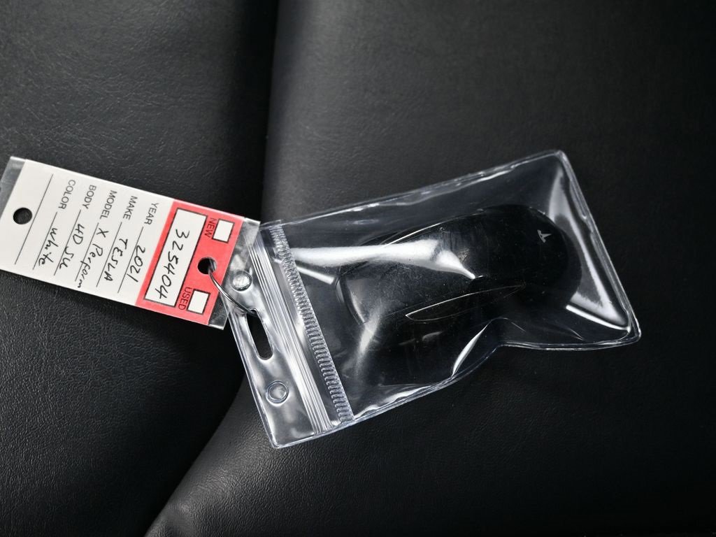 Used 2021 Tesla Model X Performance image 33