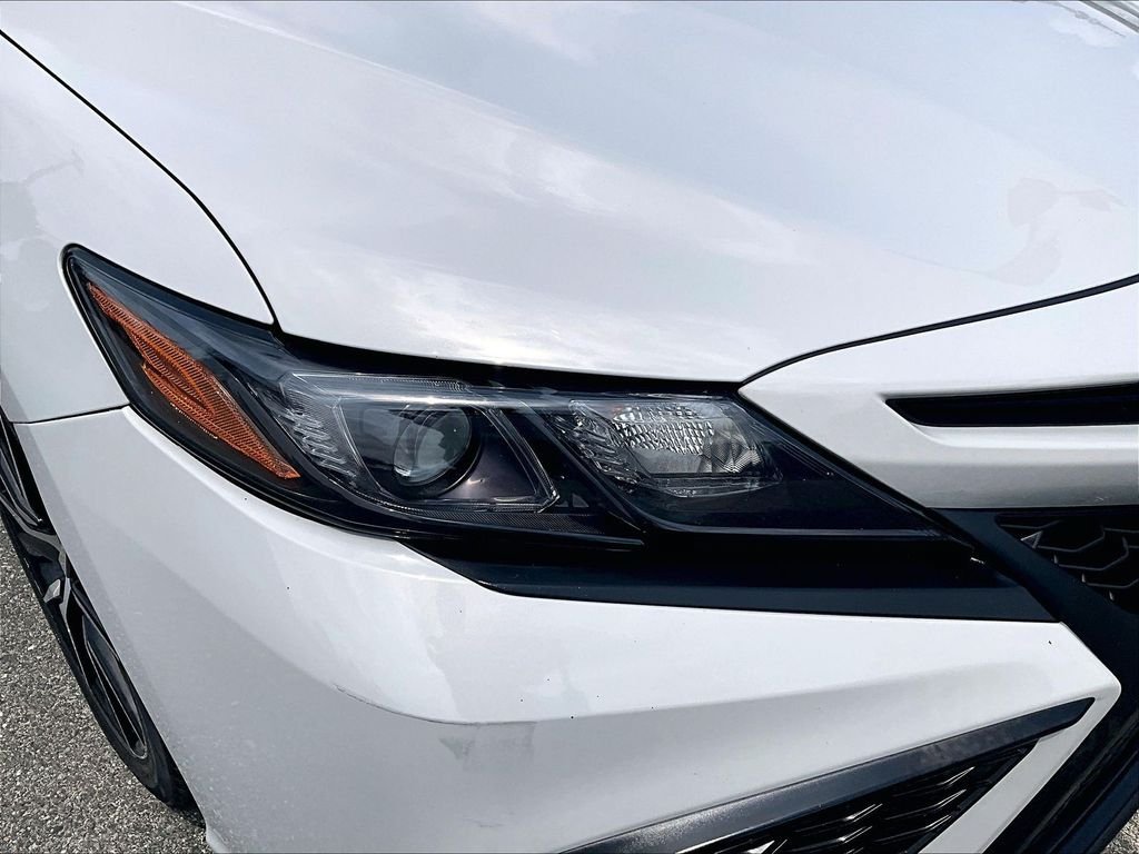 Used 2024 Toyota Camry SE FWD image 32