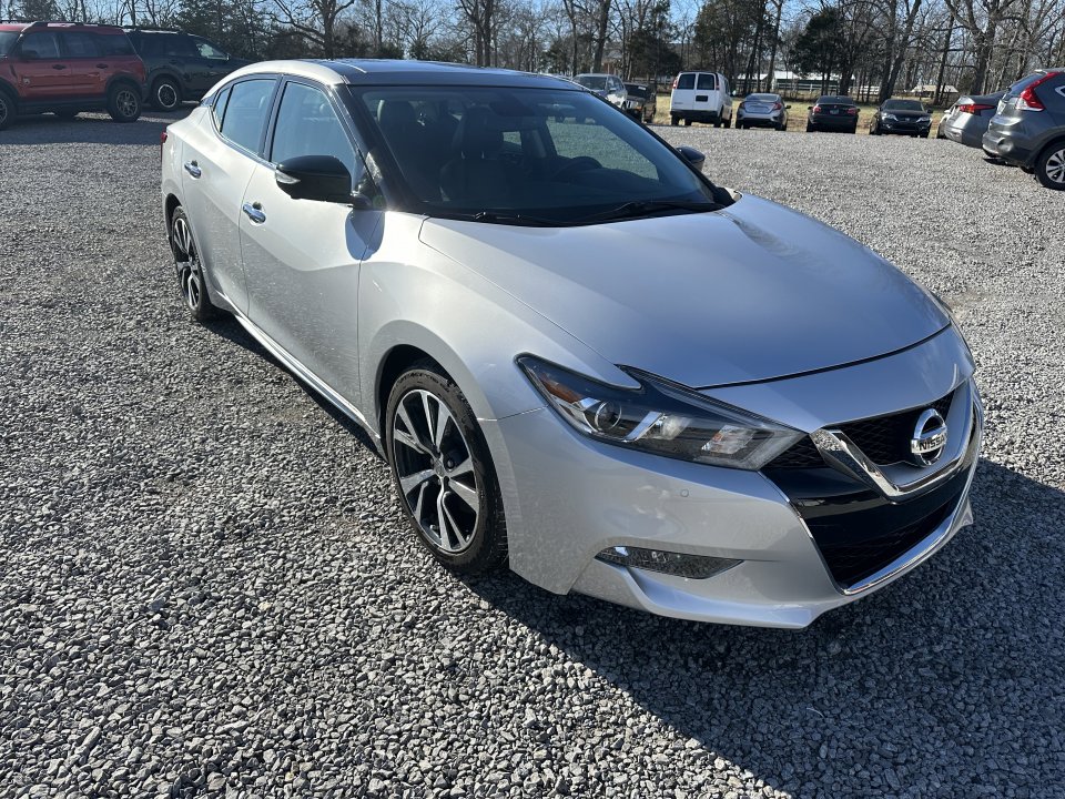 Used 2016 Nissan Maxima Platinum image 3