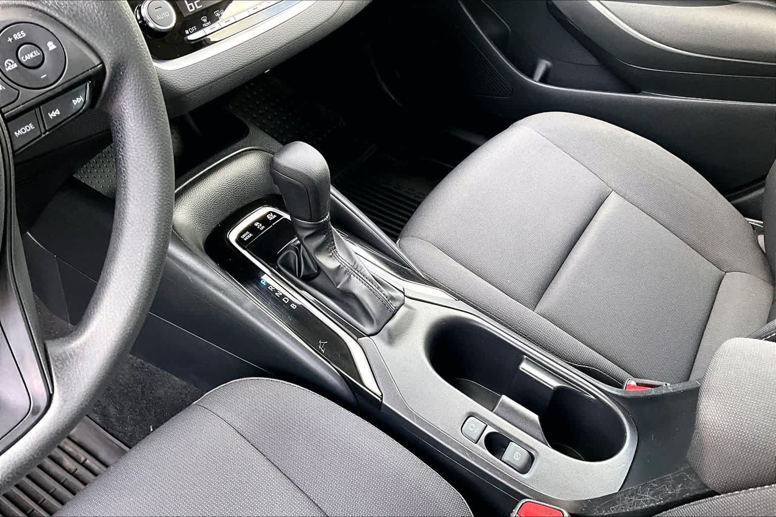 Used 2023 Toyota Corolla LE w/ LE Convenience Package AWD/4WD image 17