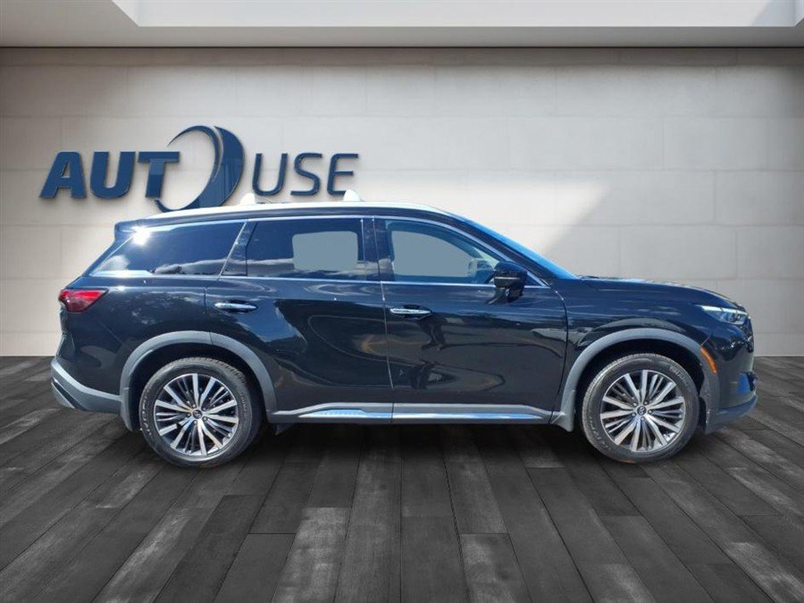 Used 2023 INFINITI QX60 Sensory w/ Vision Package AWD/4WD image 8
