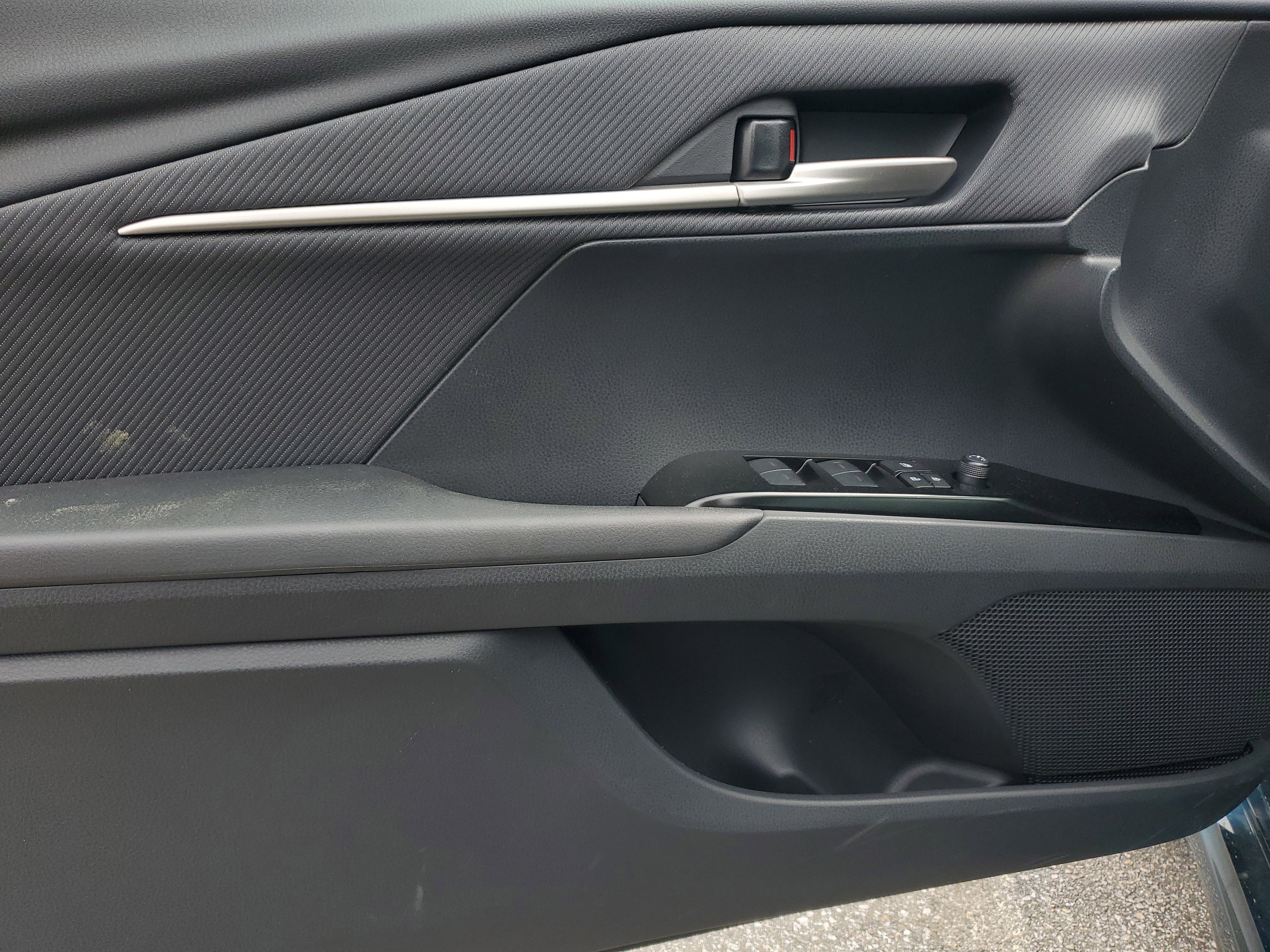 New 2026 Toyota Camry SE image 18