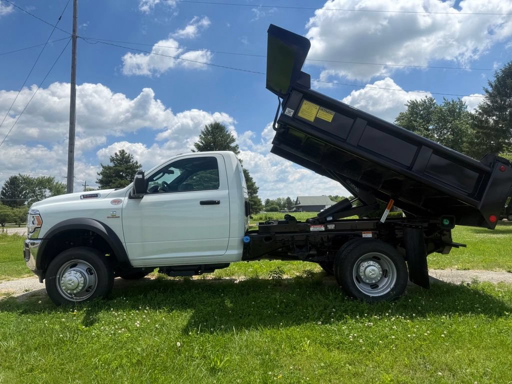 New 2024 RAM 5500 Tradesman RWD image 7