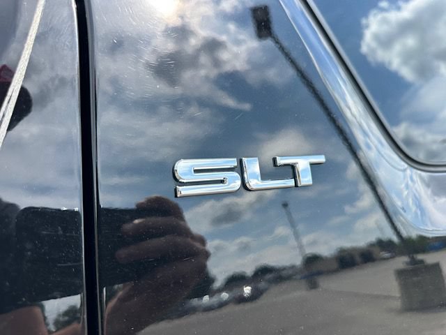 Used 2017 GMC Terrain SLT w/ Open Road Package FWD image 24
