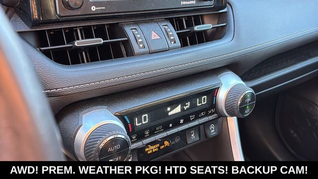 Used 2021 Toyota RAV4 XLE Premium image 19