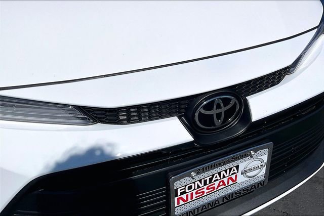 Used 2025 Toyota Corolla LE image 30