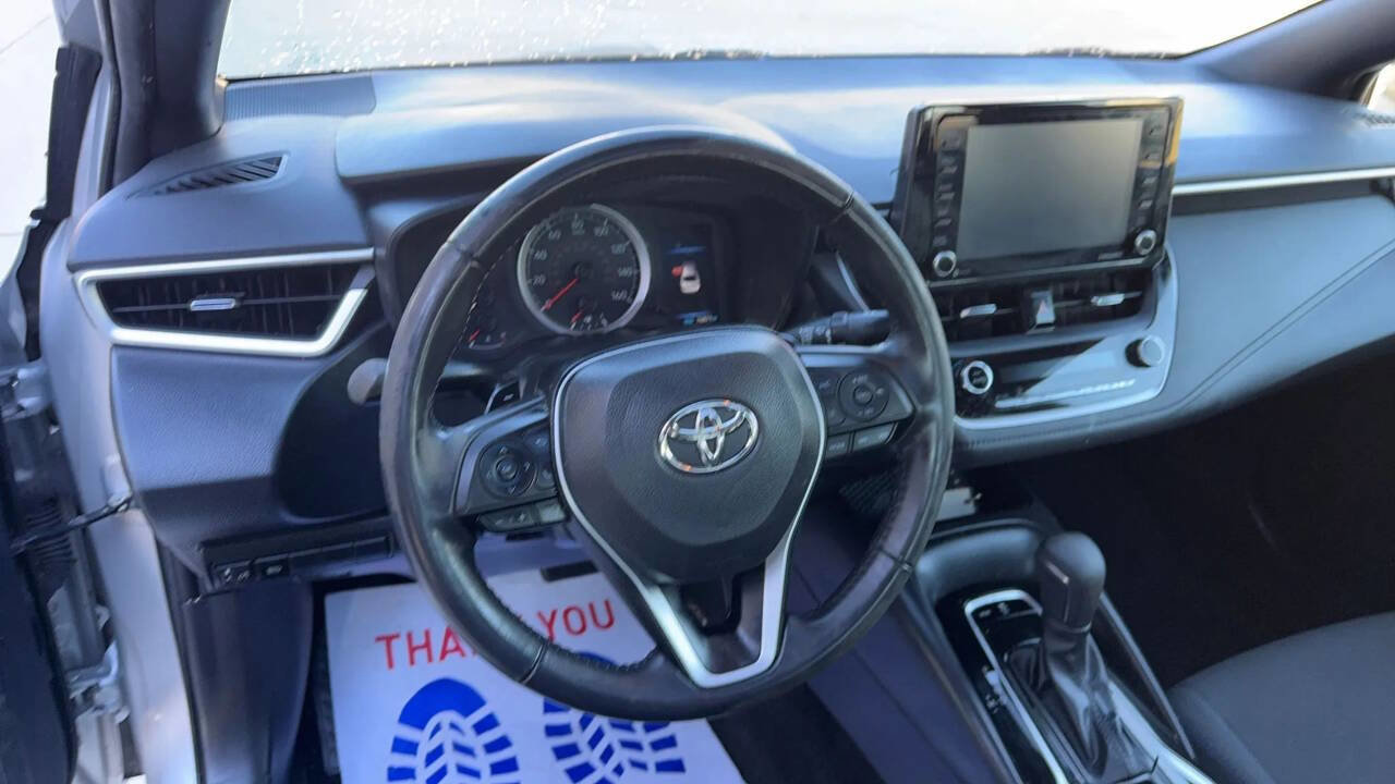 Used 2022 Toyota Corolla SE w/ SE Premium Package image 10