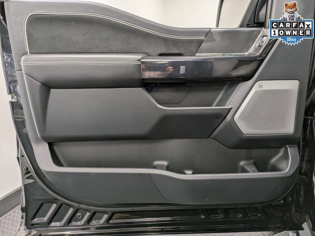 Used 2025 Ford F150 Lightning Platinum image 10