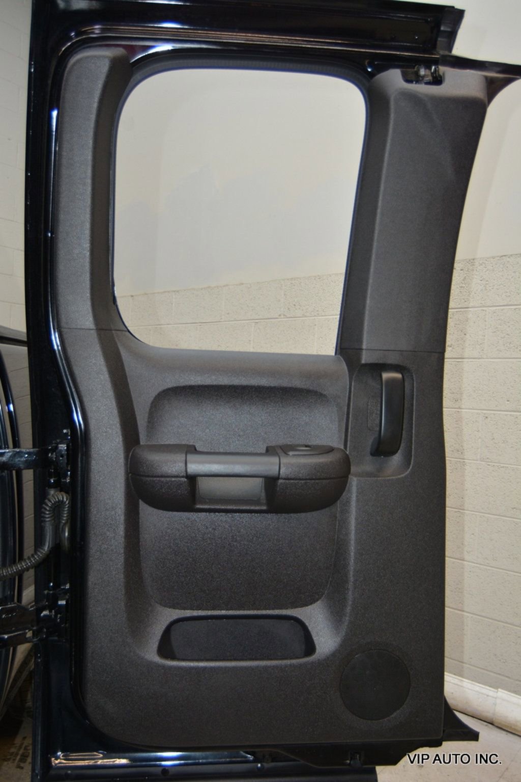 Used 2011 Chevrolet Silverado 1500 LTZ w/ LTZ Plus Package AWD/4WD image 9