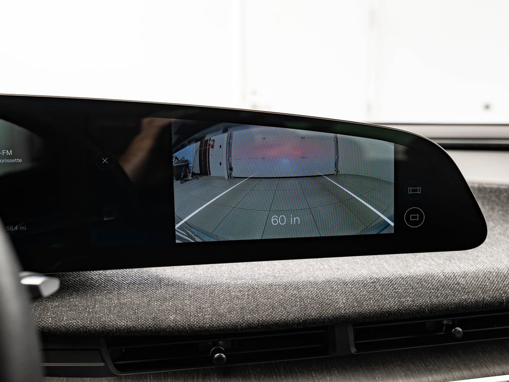 Used 2024 Lucid Air Touring image 34