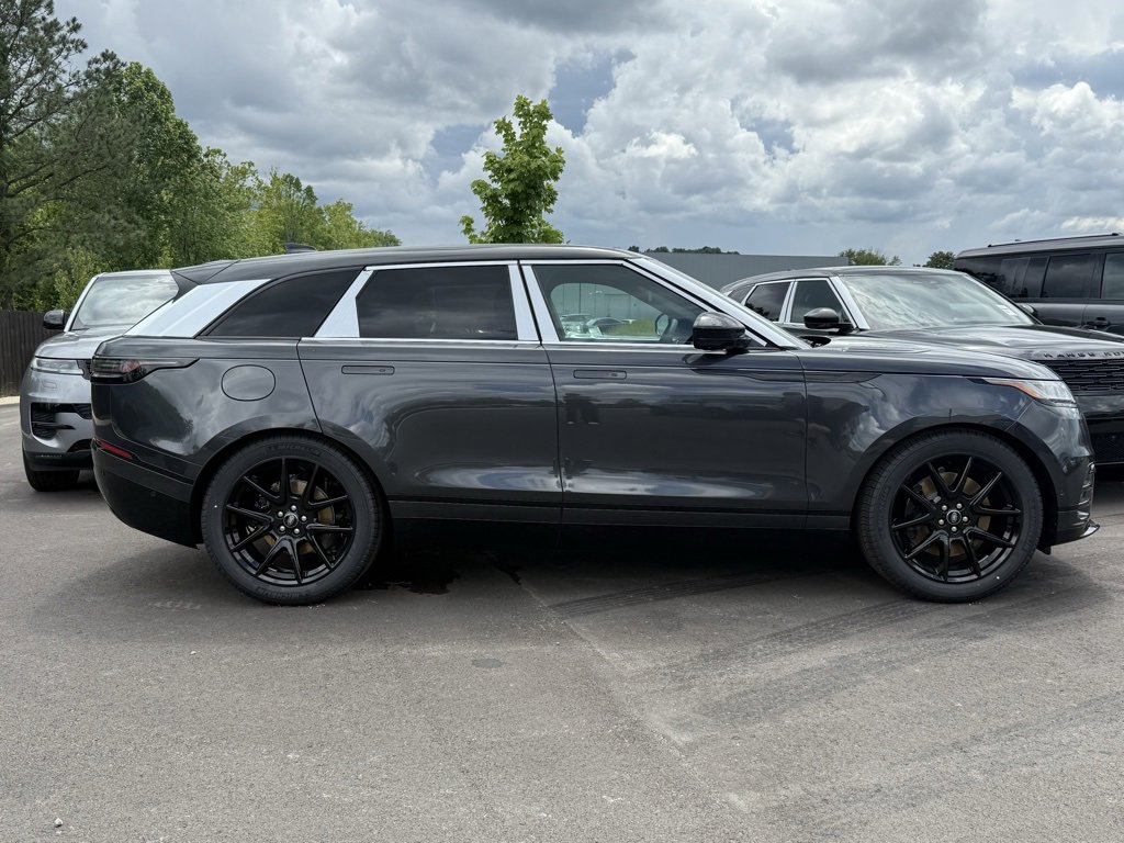 New 2026 Land Rover Range Rover Velar Dynamic SE image 4