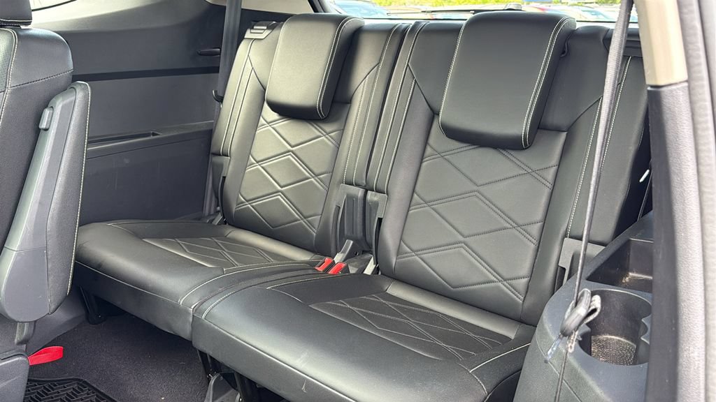Used 2024 Volkswagen Atlas SE w/ Panoramic Sunroof Package AWD/4WD image 28