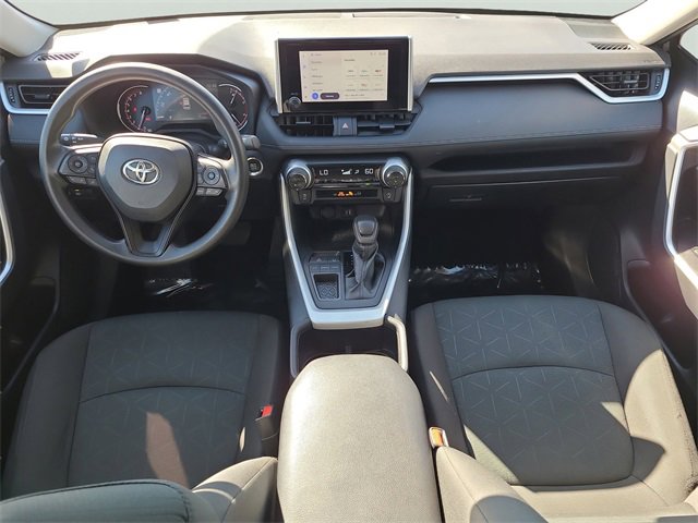 Used 2024 Toyota RAV4 XLE image 17