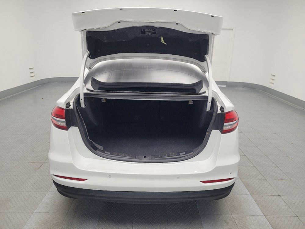 Used 2020 Ford Fusion SE image 29