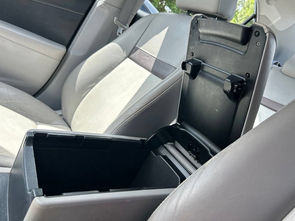 Used 2014 Toyota Camry XLE w/ Leather Package FWD image 34