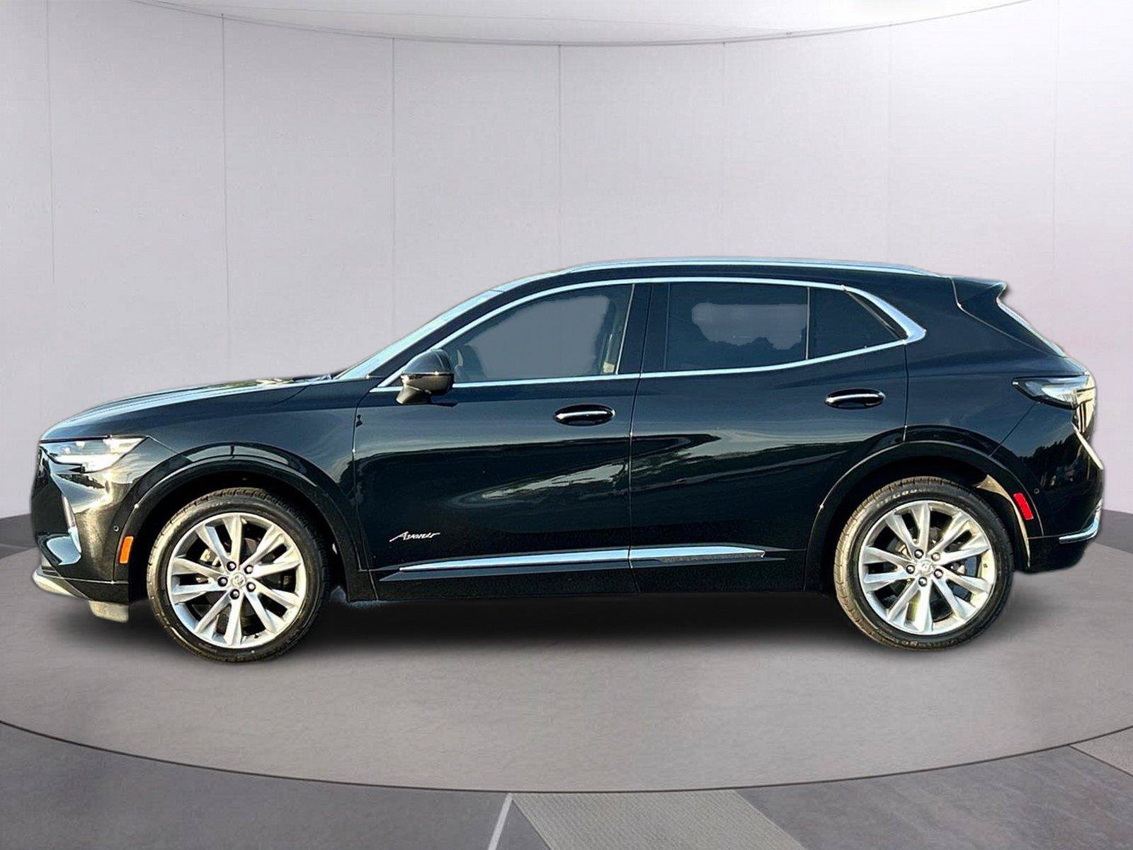 Used 2023 Buick Envision Avenir FWD image 2