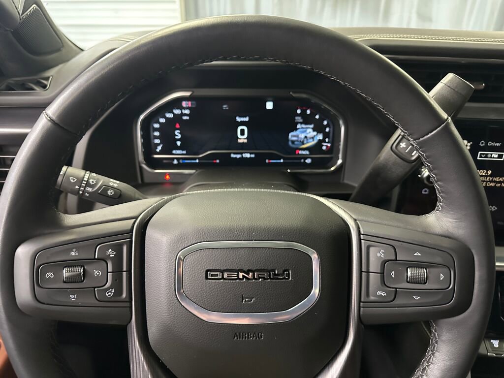 Certified 2025 GMC Sierra 2500 Denali Ultimate w/ Max Trailering Package image 12